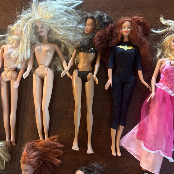 Vintage Barbie Doll Lot of 10 w/ Clothes & Accessories – AS-IS - Picture 4 of 6